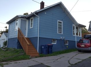 1822 1/2 E 8th St, Duluth, MN 55812