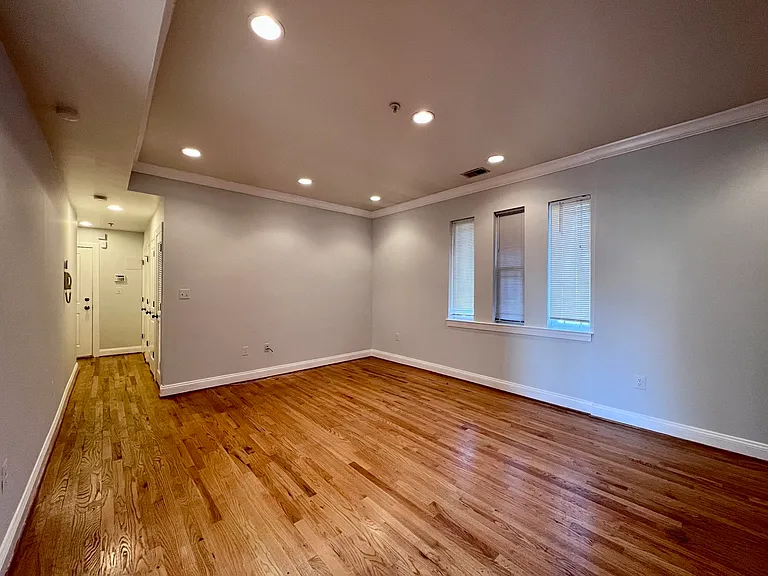 1372 Randolph St NW #101 — Photo 6