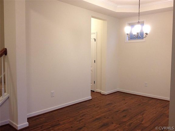 2nd image of 9499 Thornecrest Dr