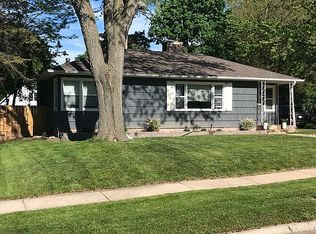W166N8638 Theodore Ave, Menomonee Falls, WI 53051