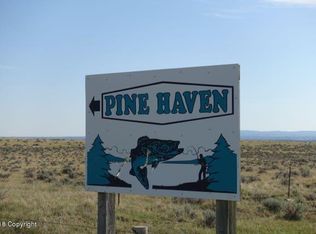 4 Lake Court Dr, Pine Haven, WY 82721