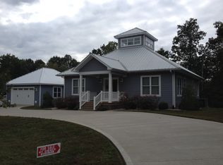 70 Riverwood Blvd, Kuttawa, KY 42055