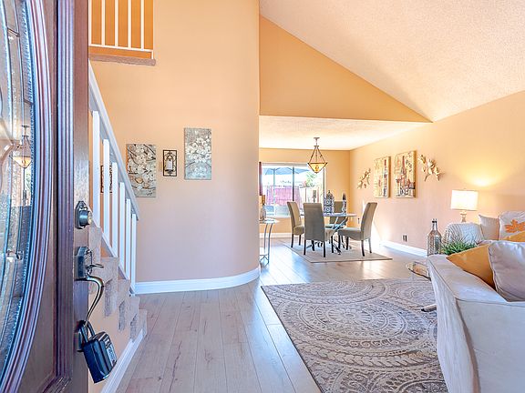 5th image of 4359 Fellows St