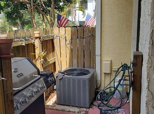 2138 NE 44th St, Lighthouse Pt, FL 33064