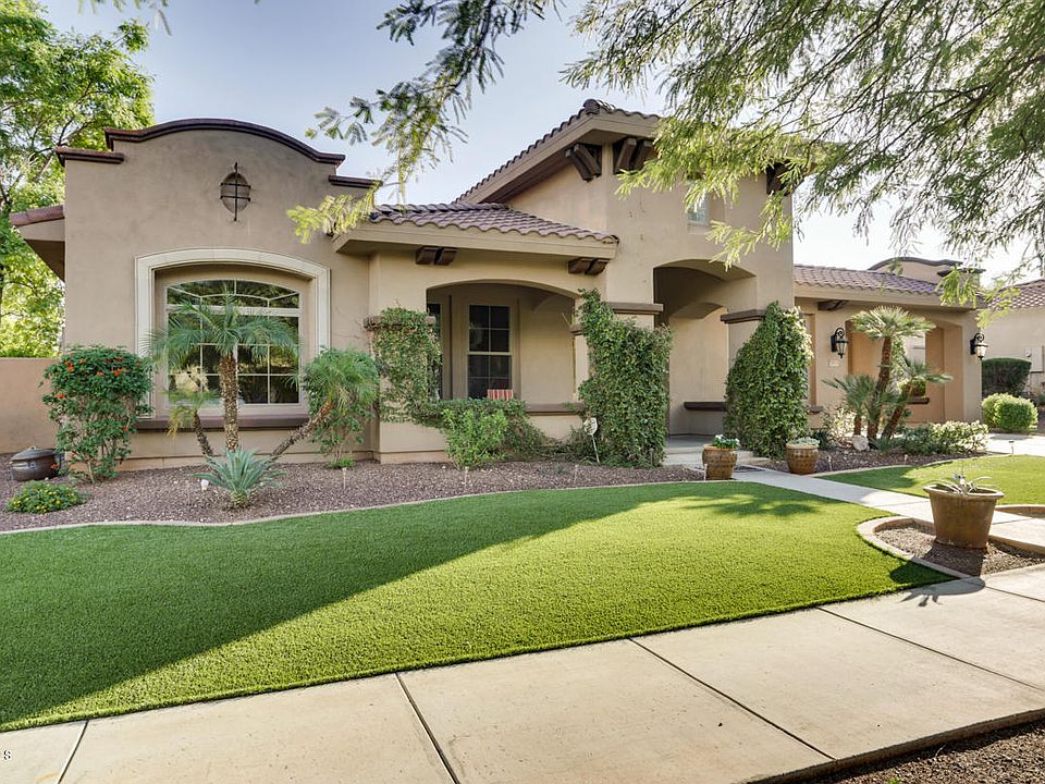 1st image of 20955 W Lost Creek Dr