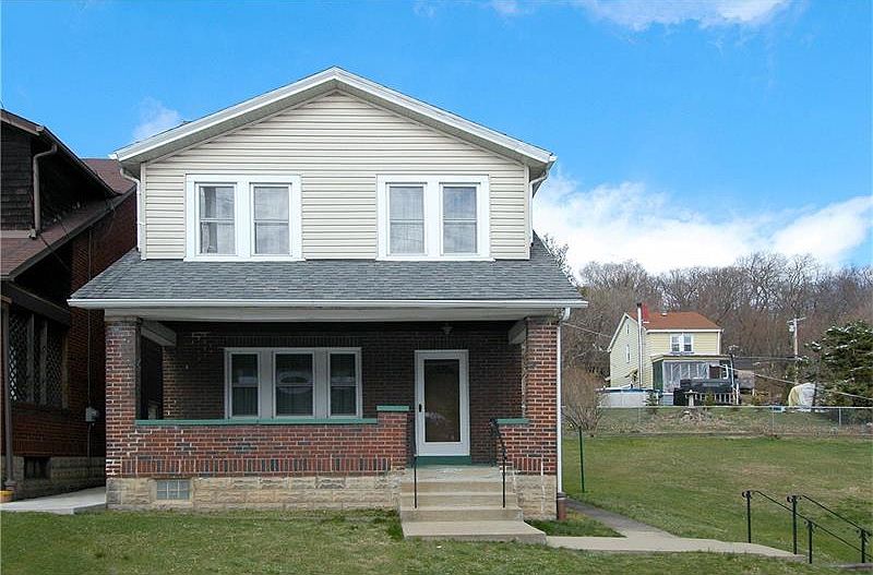 1st image of 208 Parker St