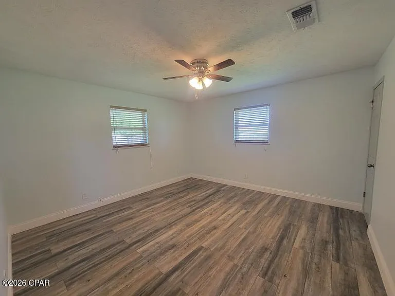 836 Miles Dr — Photo 19