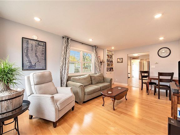 4th image of 3171 Homewood St SW