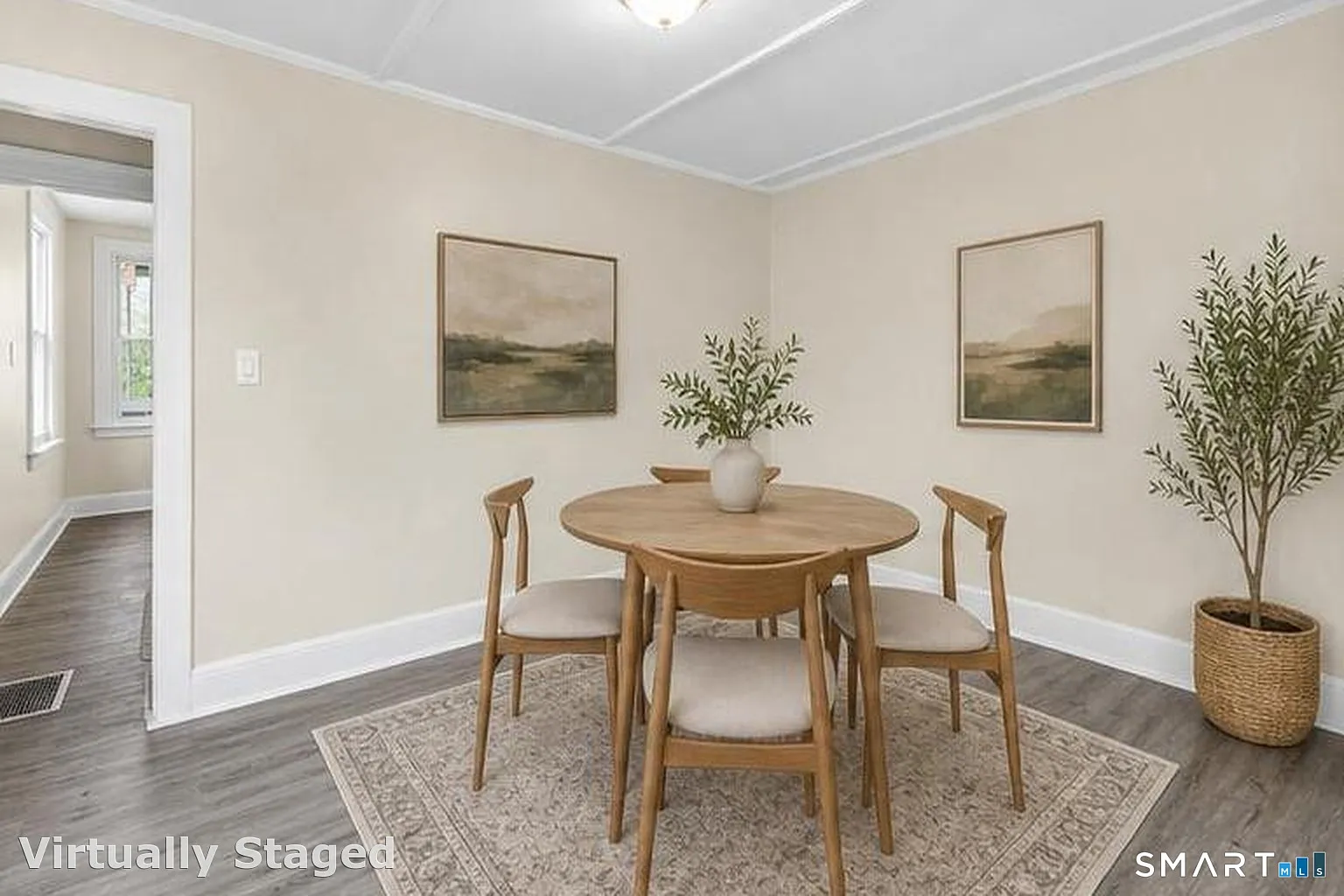 3 bed, 1.0 bath, 2112 sqft, $1,950 — Photo 3