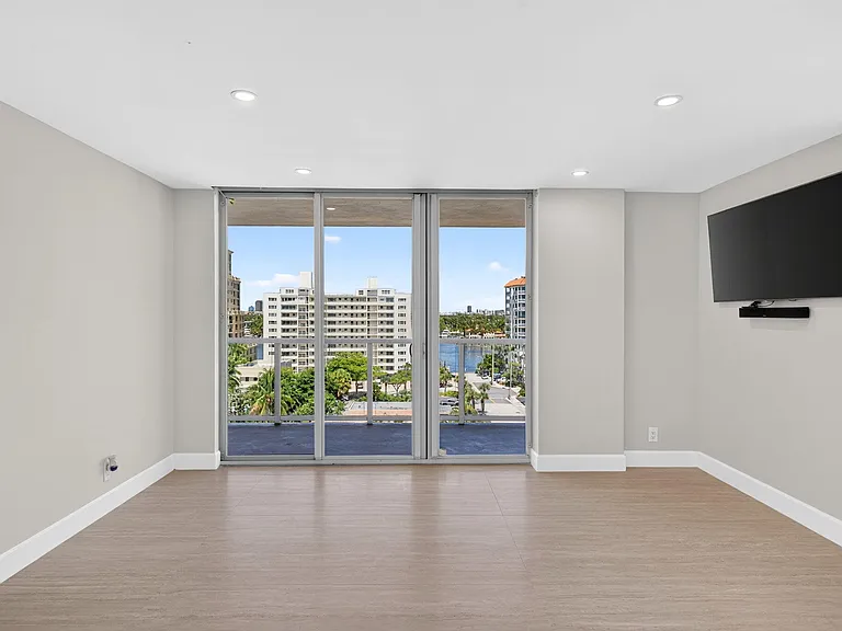 209 N Fort Lauderdale Beach Blvd #8A — Photo 20