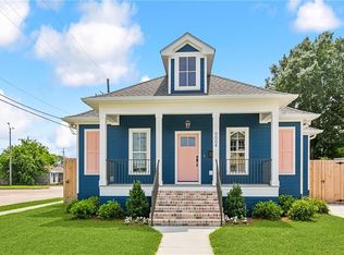 9004 Pritchard Pl, New Orleans, LA 70118