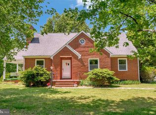 19396 Louisa Rd, Louisa, VA 23093