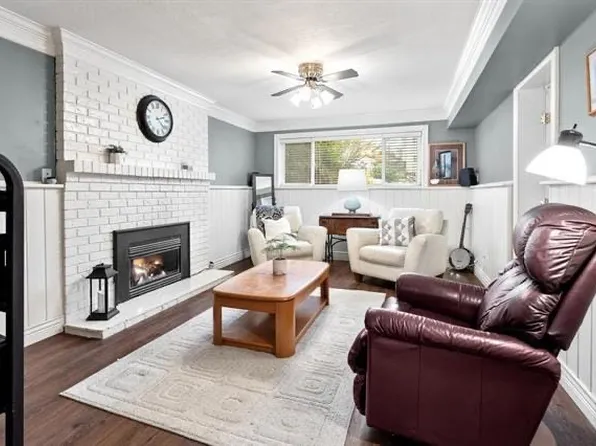 7863 109a St, Delta, BC V4C 4G7