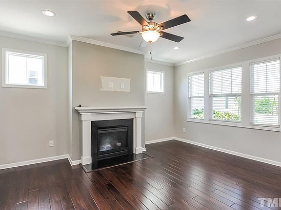 4th image of 24 Plum Ln