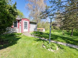 5655 W Lake Dr, West Bend, WI 53095