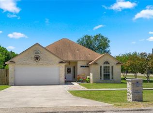 100 Butterfly Pass, Martindale, TX 78655