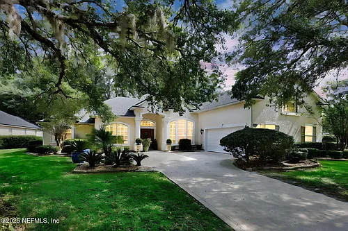 526 Oakmont Dr Photo 1