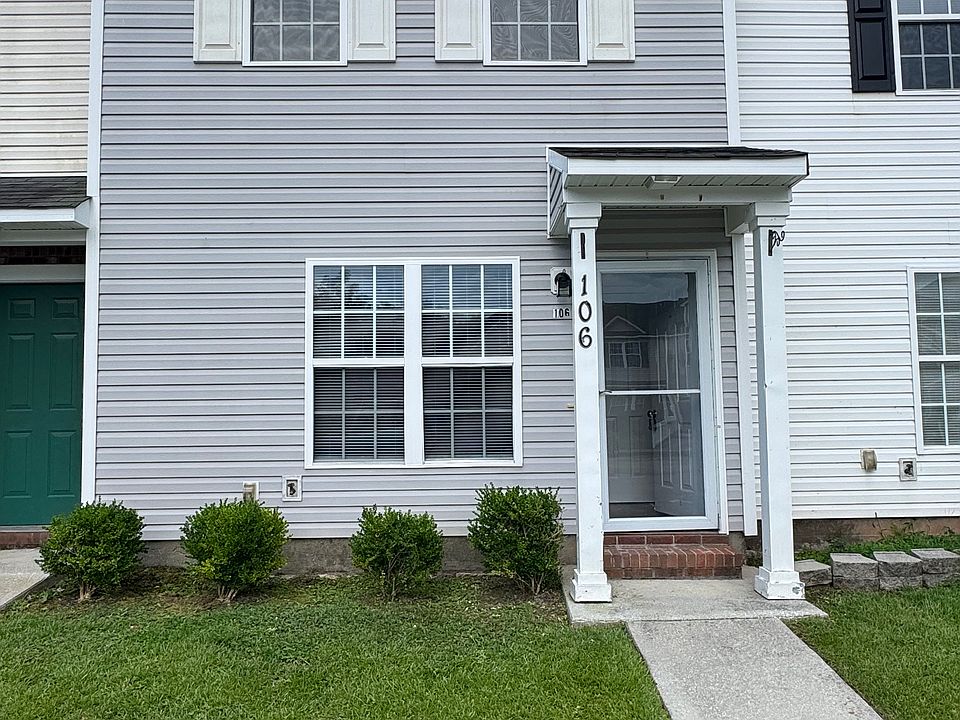 1st image of 106 Woodlake Ct