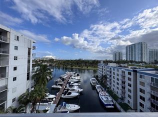 1700 NW North River Dr APT 801, Miami, FL 33125