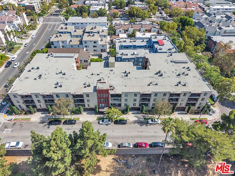 620 N Kenwood St #209 — Photo 31