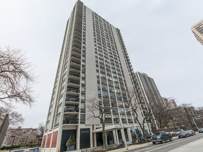 1455 N Sandburg Ter APT 2802, Chicago, IL, 60610