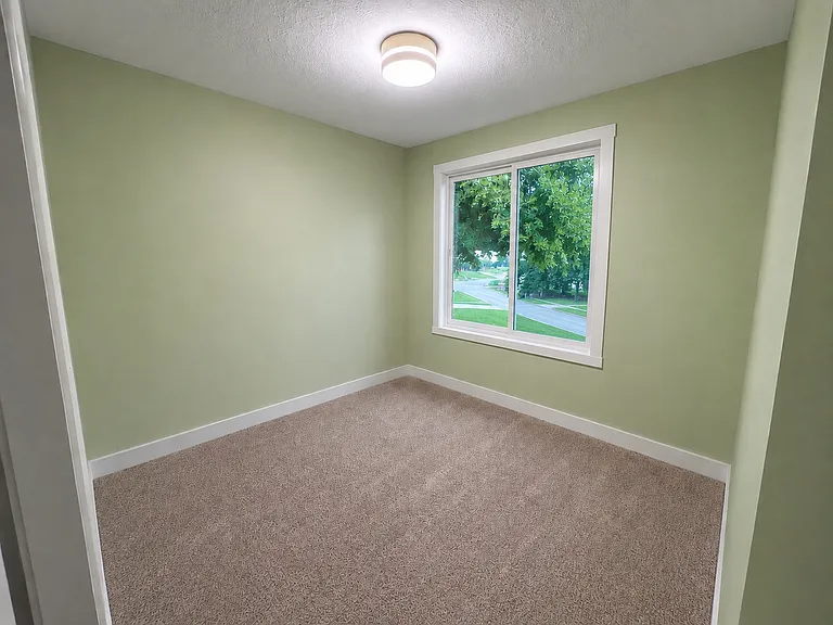 12790 SW Katherine St — Photo 15