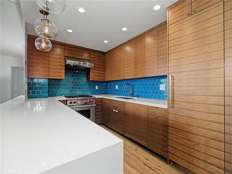 17352 W Sunset Blvd — Photo 40