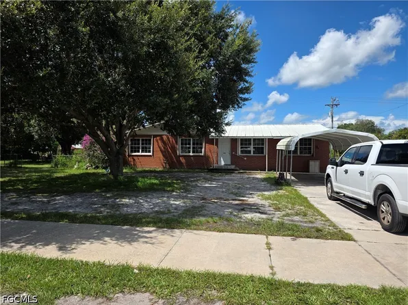 615 New Market Rd W, Immokalee, FL 34142