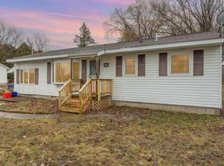 2063 W Midland Rd, Auburn, MI 48611