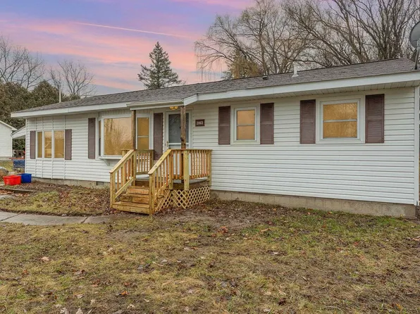 2063 W Midland Rd, Auburn, MI 48611