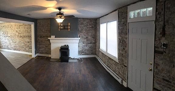 2nd image of 262 S Green St