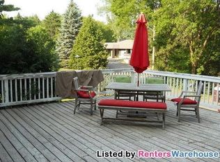 17975 Fairhomes Ln, Deephaven, MN 55391