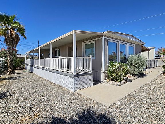2nd image of 2575 Anita Ave