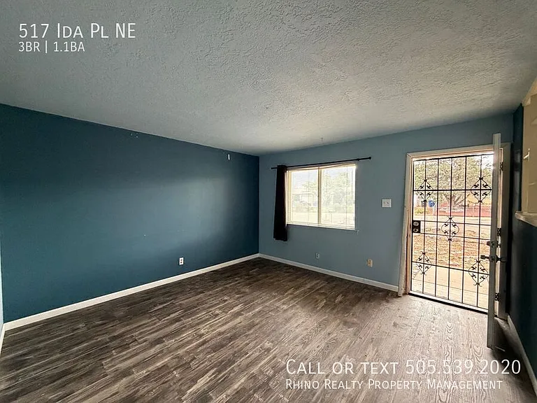 517 Ida Pl NE — Photo 4