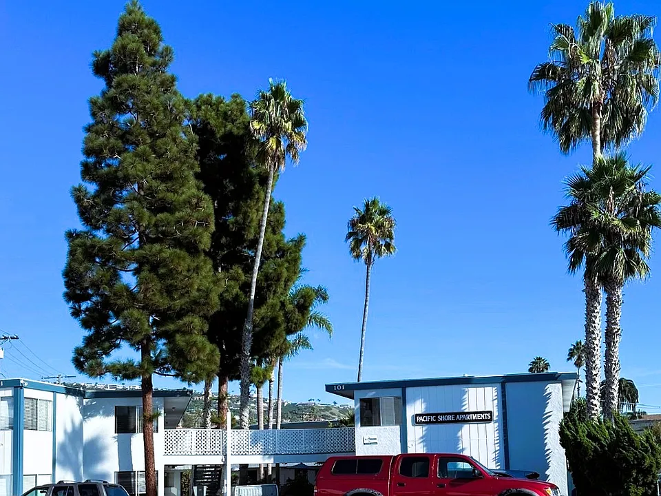 Pacific Shore Apartments