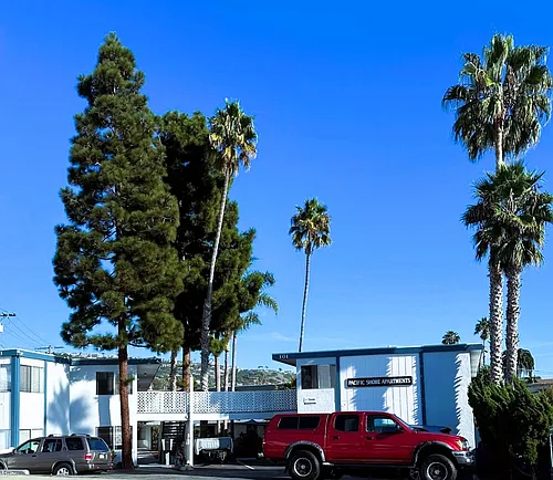Pacific Shore Apartments Photo 1