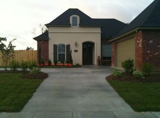 14390 Town Dr, Baton Rouge, LA 70810