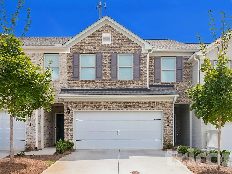 1452 Silver Charm Ln