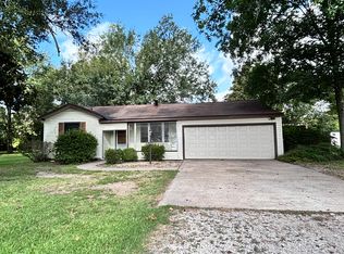5001 N Mimosa Ln, Orange, TX 77632