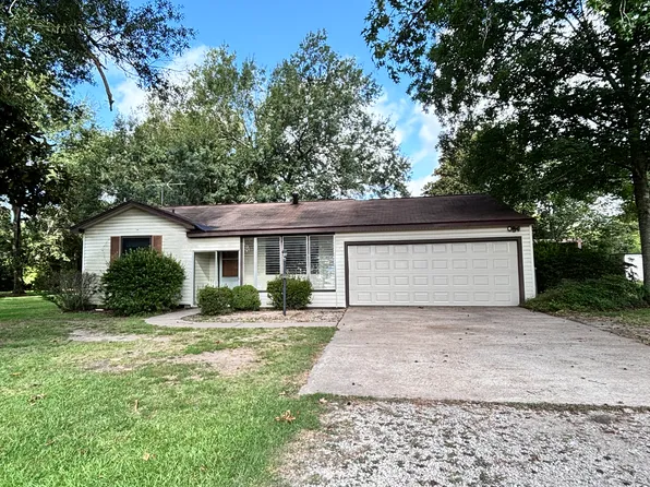 5001 N Mimosa Ln, Orange, TX 77632
