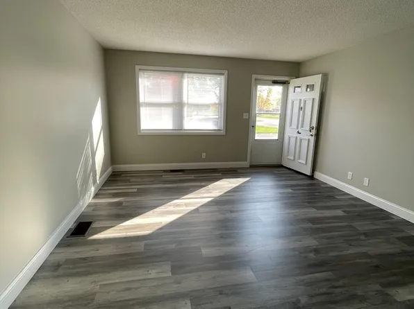 905 Manor, 905 Manor Dr #1, Flora, IN 46929