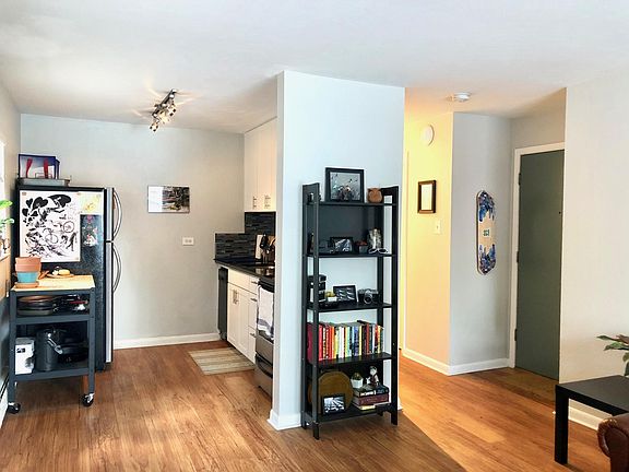 4th image of 234 N Logan St APT 102