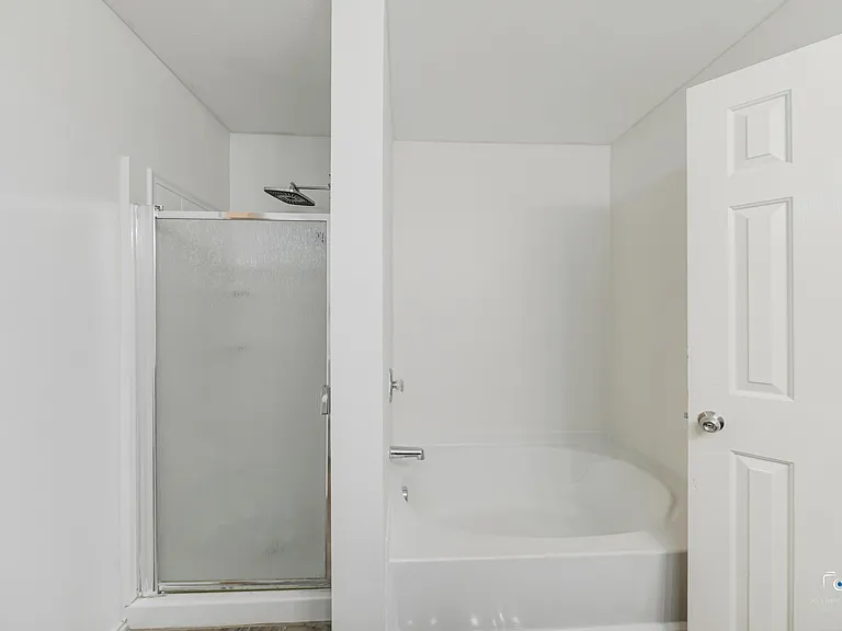 13262 Cleburne Dr — Photo 18