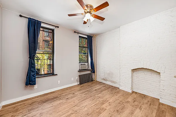 Rented by REAL New York | media 9