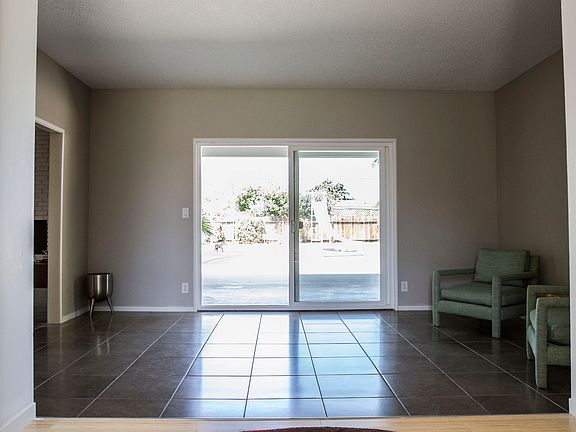 2nd image of 6025 N Roosevelt Ave