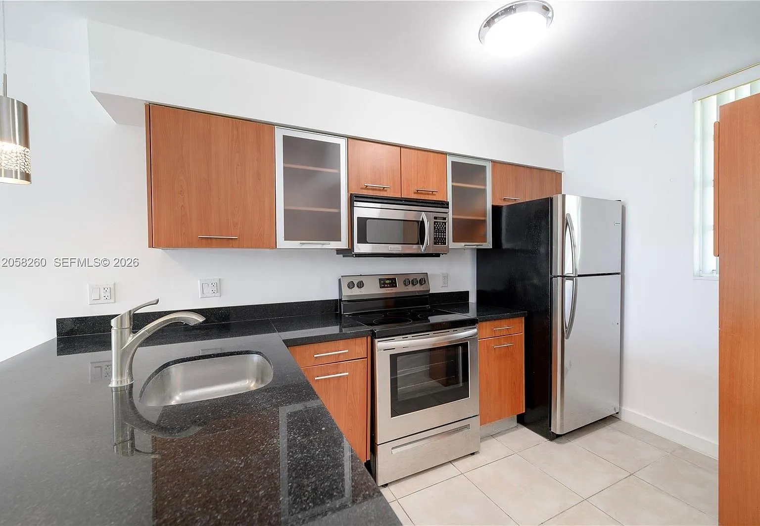 Nirvana Condo No Three Co — Photo 4