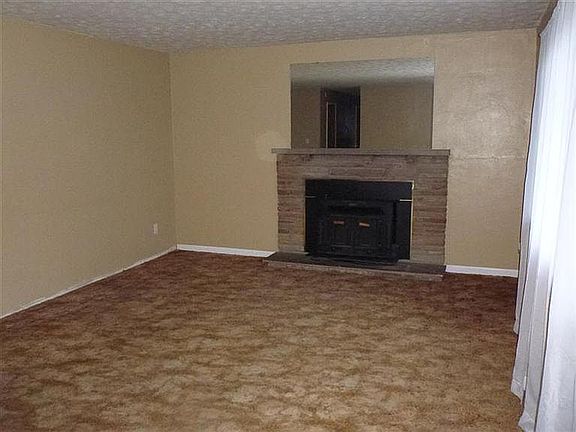 2nd image of 1384 Catalina Dr