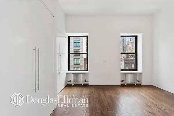 Rented by Douglas Elliman | media 15
