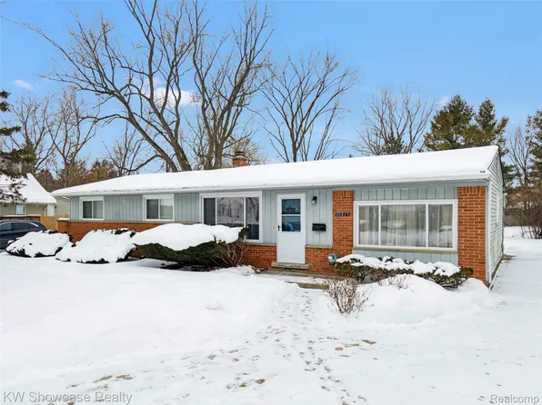 30815 Everett St, Southfield, MI 48076