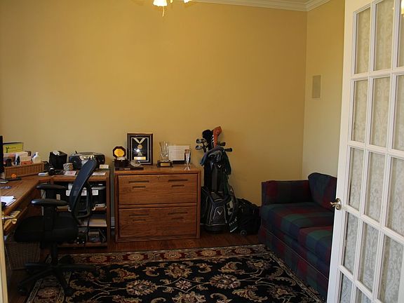 3rd image of 9323 W 146th St